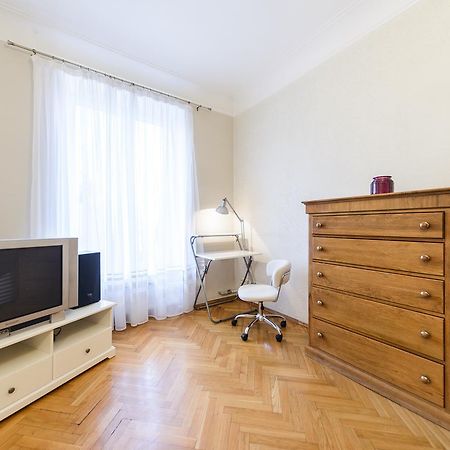 Apartment Near Olympic Stadium Kiev Exterior foto